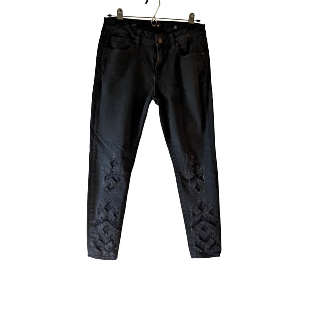 Miss Me size 28 Skinny ankle Black Jeans with embrodried legs